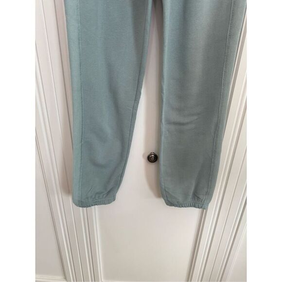 Hem & Thread Gray and Green Camo Lounge Set - Picture 6 of 8